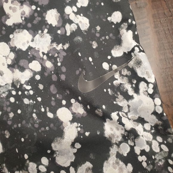Nike Dri Fit Athletic Leggings sz Medium - Picture 2 of 5